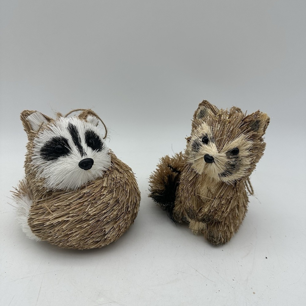 Pier 1 Lot Of 2 Raccoon & Fox Sisal Straw Winter Woodlands Decorations 5"